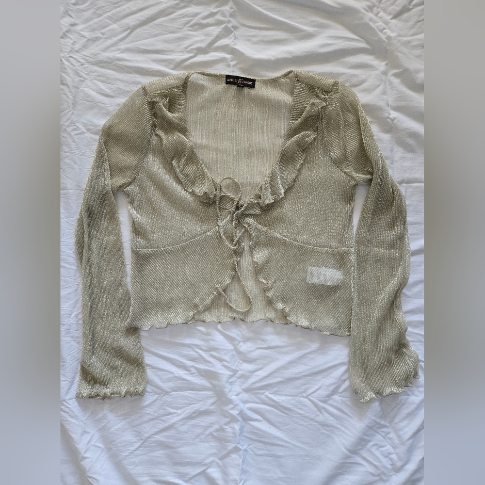 Elegant Women's Sweater in Cream